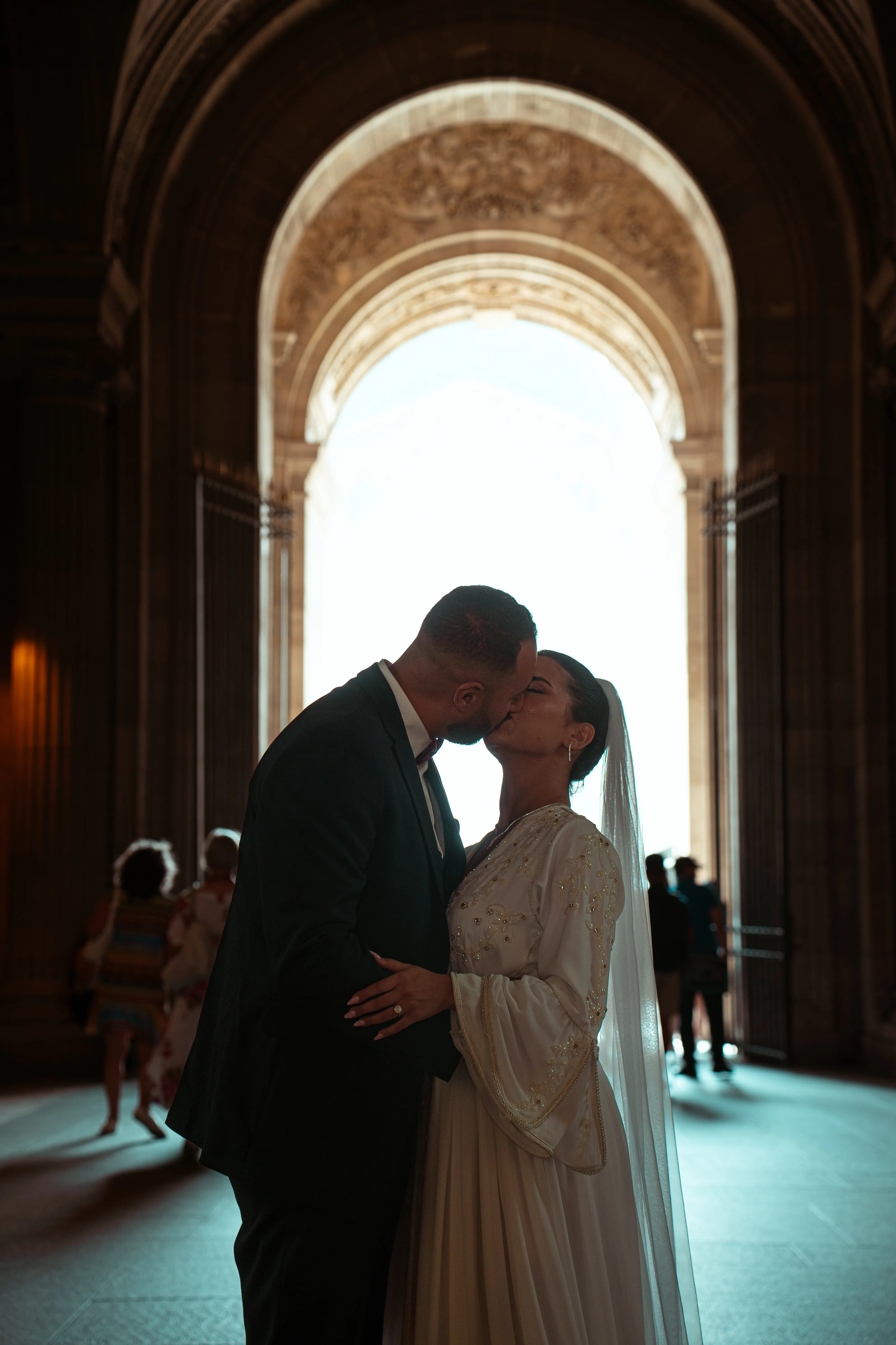 Wedding detail photography with beautiful floral arrangements